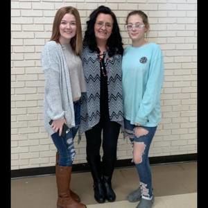 Meet your Posher, Peggy